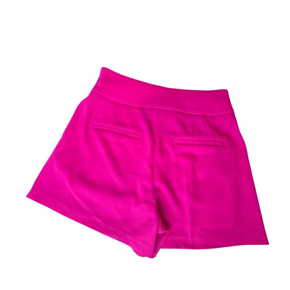 Express Stylist Super High Rise Pleated Dress Shorts Hot Pink Magenta Size 4 NWT - Picture 2 of 10